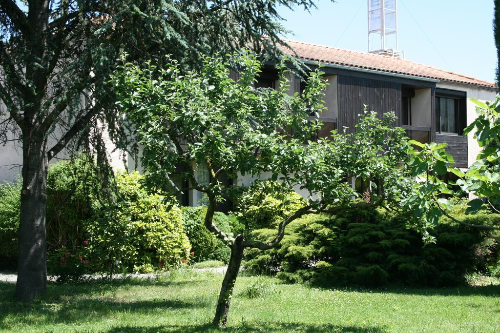 Hotel Pyrene Foix Exterior photo